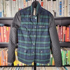 Stylish Quilted Performance Jacket - Black and Green